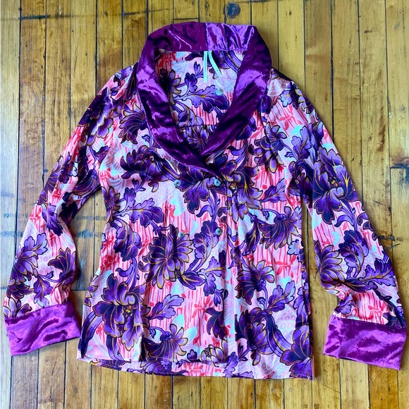 ANTHROPOLOGIE LUXE SLEEP TOP - Picture 3 of 7